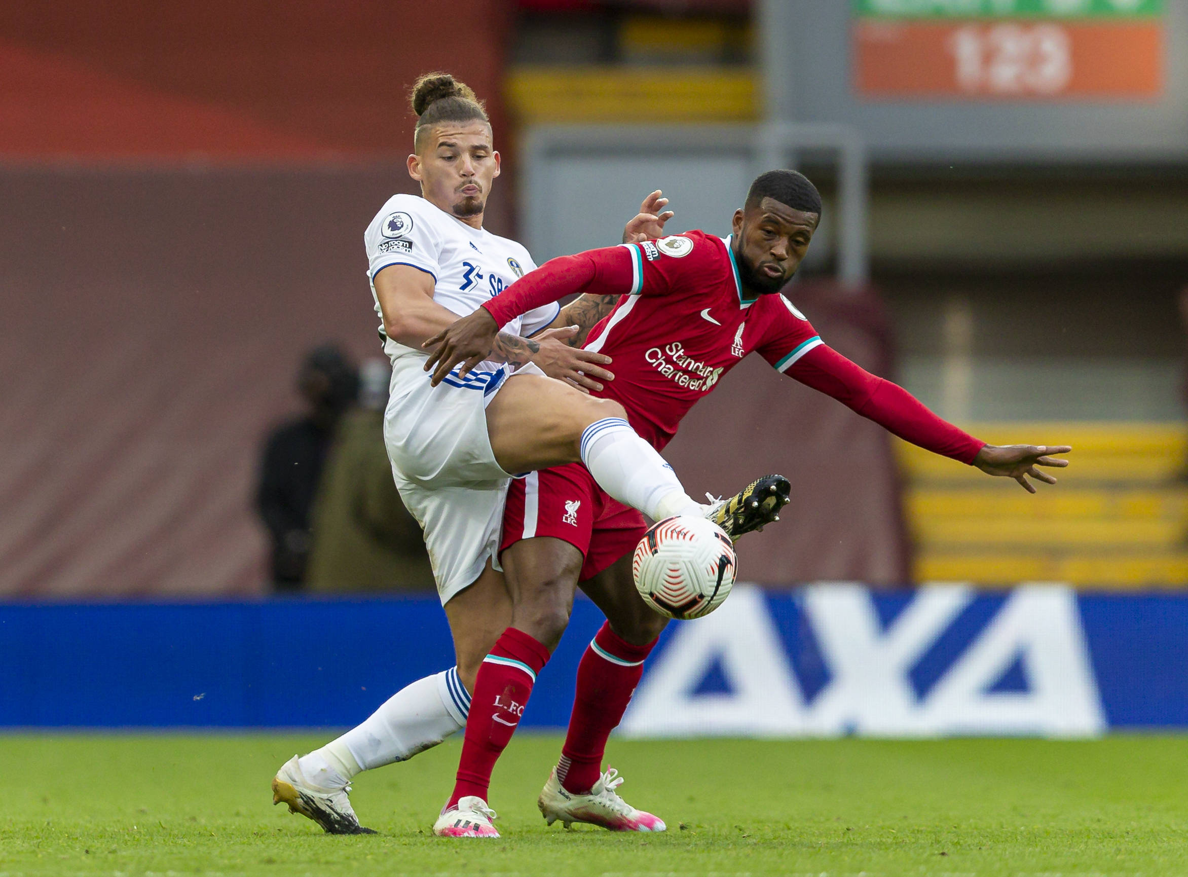 掌控比赛的 掌控比赛的